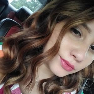 Meet your Posher, Adrianna